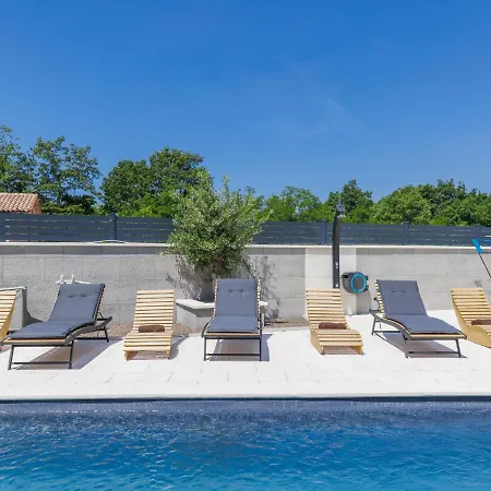 Drago By Interhome * Vodnjan