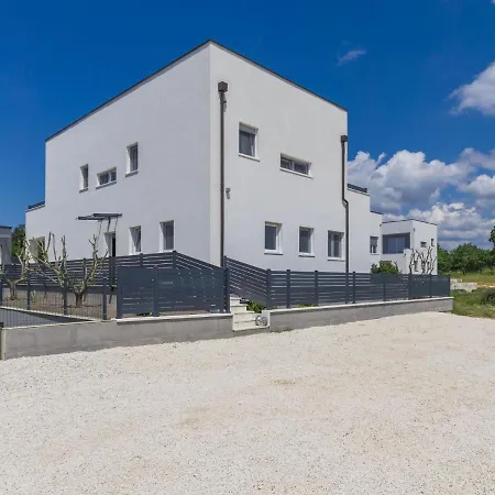 Villa Drago By Interhome