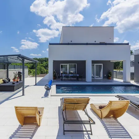 Drago By Interhome *